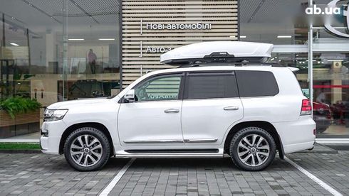 Toyota Land Cruiser 2016 - фото 3
