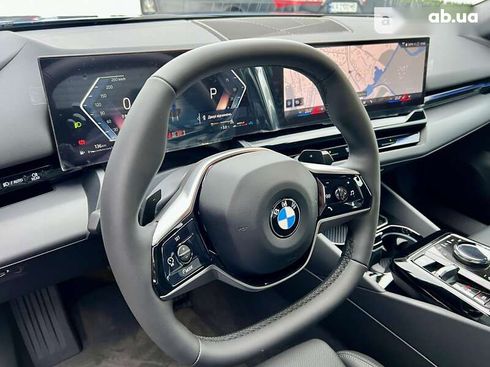 BMW 5 серия 2023 - фото 20