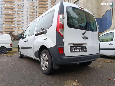 Renault Kangoo 2021 - фото 17