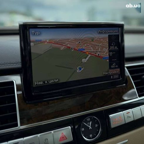 Audi A8 2016 - фото 26
