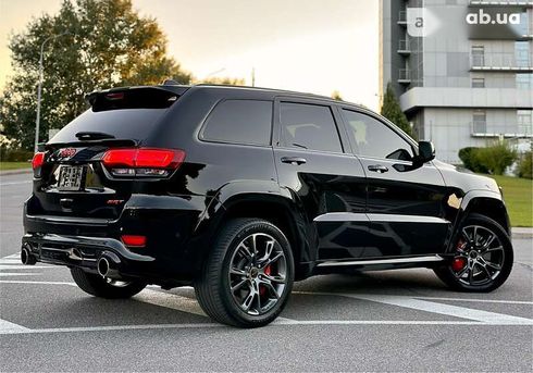 Jeep Grand Cherokee 2017 - фото 16