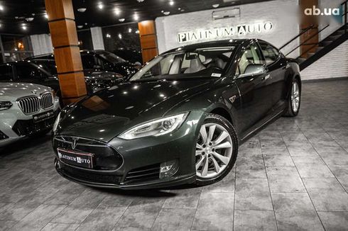 Tesla Model S 2014 - фото 9