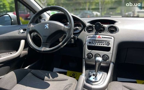 Peugeot 308 2011 - фото 11
