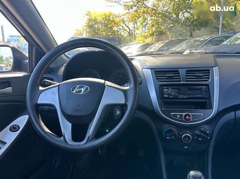 Hyundai Accent 2014 - фото 14