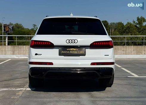 Audi Q7 2021 - фото 10