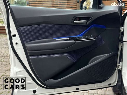 Toyota C-HR 2018 - фото 18