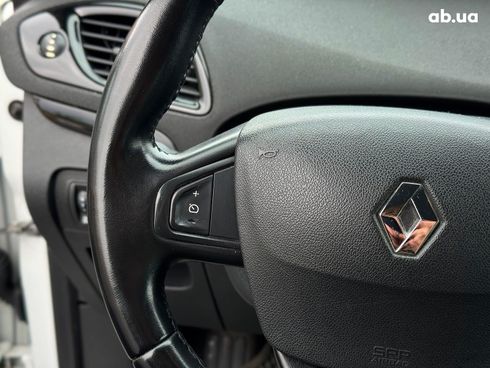 Renault Scenic 2011 белый - фото 30