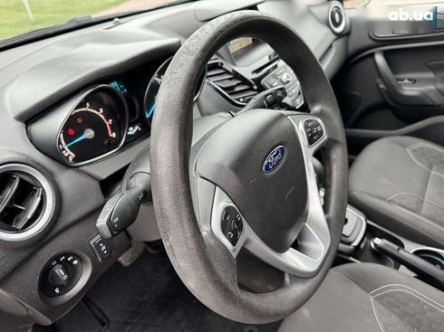 Ford Fiesta 2017 - фото 15