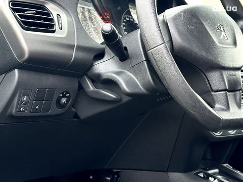 Peugeot 301 2017 белый - фото 11