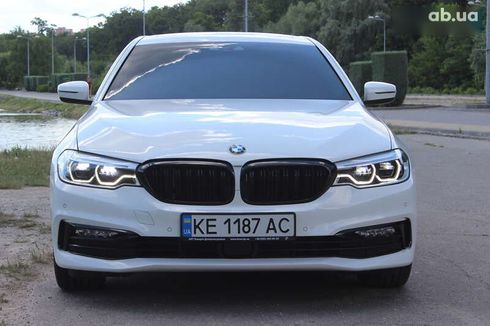 BMW 5 серия 2018 - фото 6