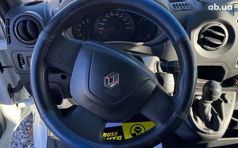 Renault Master 2017 - фото 12