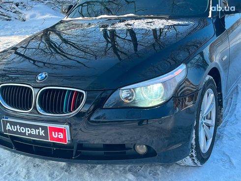 BMW 5 серия 2004 черный - фото 3