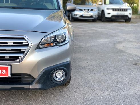 Subaru Outback 2016 бежевый - фото 10
