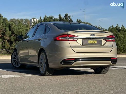 Ford Fusion 2016 - фото 24