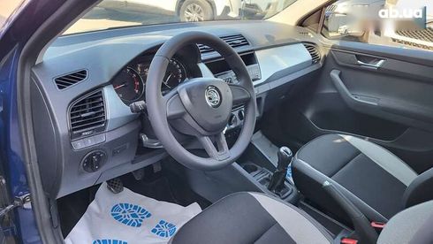 Skoda Fabia 2017 - фото 28