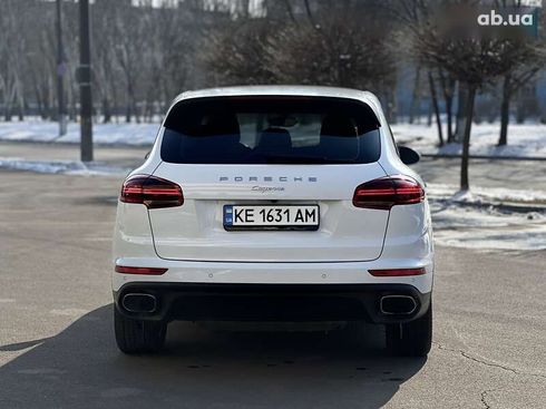 Porsche Cayenne 2016 - фото 25