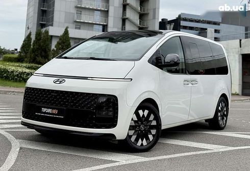 Hyundai Staria 2021 - фото 3