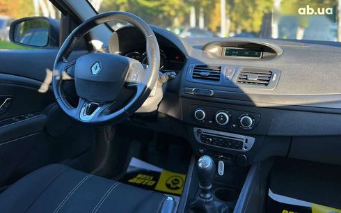 Renault Megane 2014 - фото 12