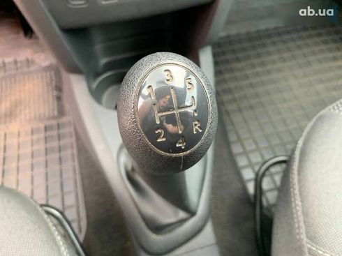 Renault Logan 2020 - фото 23