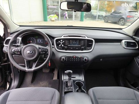 Kia Sorento 2017 - фото 15