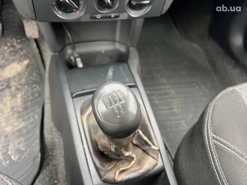 Skoda Fabia 2006 серый - фото 28
