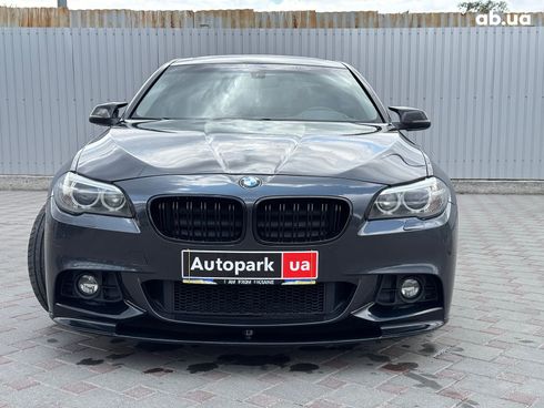 BMW 5 серия 2015 серый - фото 8