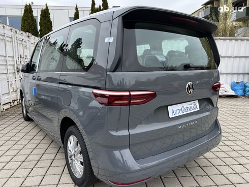 Volkswagen Multivan 2023 - фото 24