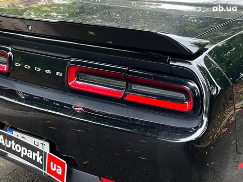 Dodge Challenger 2018 черный - фото 14