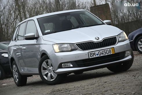 Skoda Fabia 2015 - фото 2