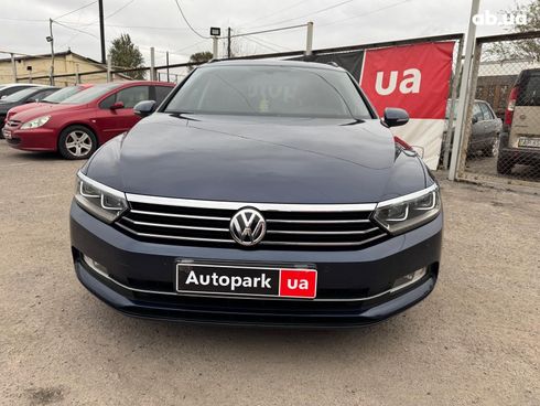 Volkswagen passat b8 2015 синий - фото 8