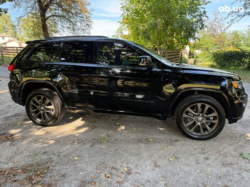 Jeep Grand Cherokee 2016 черный - фото 4