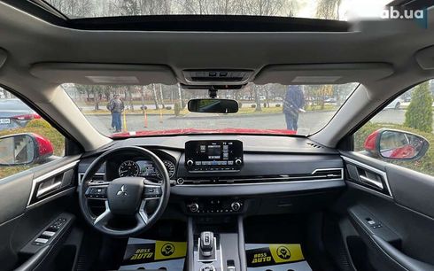 Mitsubishi Outlander 2022 - фото 15