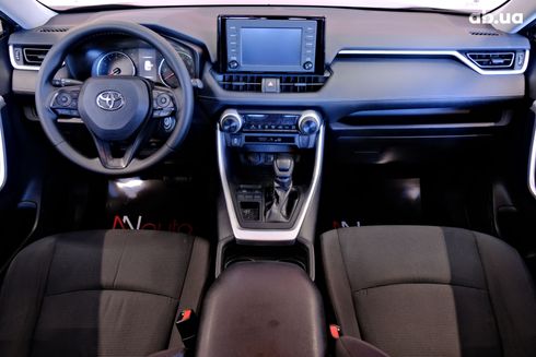 Toyota RAV4 2019 черный - фото 7