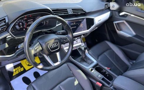 Audi Q3 2019 - фото 19