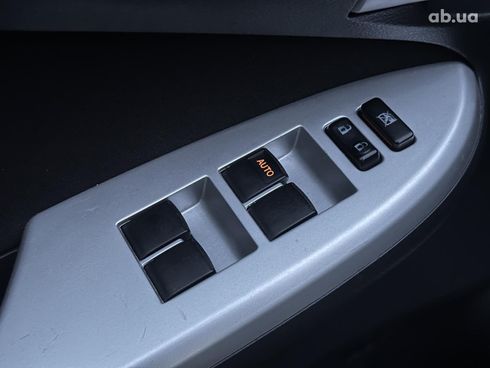 Toyota Corolla 2007 серый - фото 11