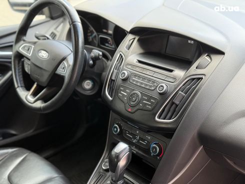 Ford Focus 2016 красный - фото 52