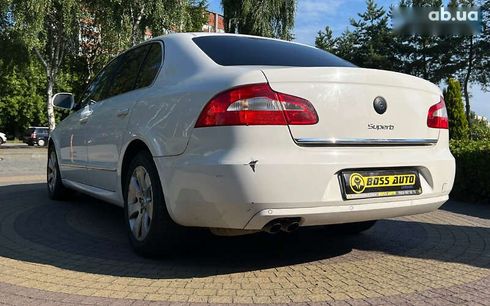 Skoda Superb 2012 - фото 5
