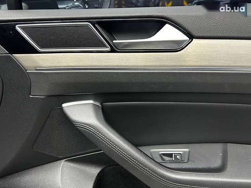 Volkswagen Passat 2018 - фото 10