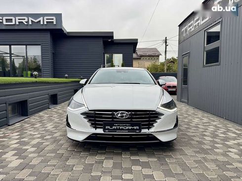 Hyundai Sonata 2020 - фото 2