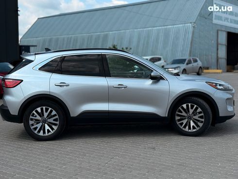 Ford Escape 2019 серый - фото 11