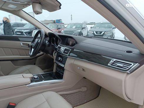 Mercedes-Benz E-Класс 2014 белый - фото 52