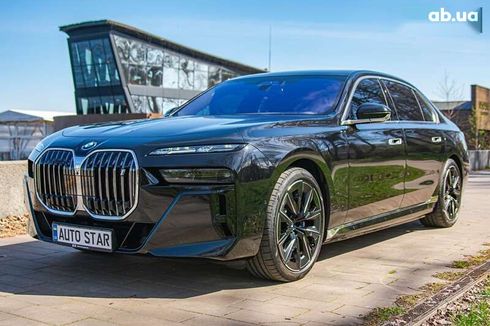 BMW i7 2022 - фото 10