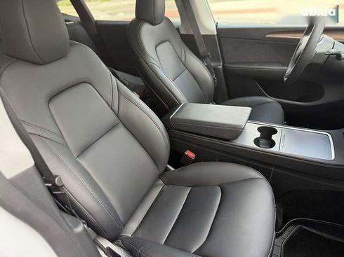 Tesla Model Y 2024 - фото 9