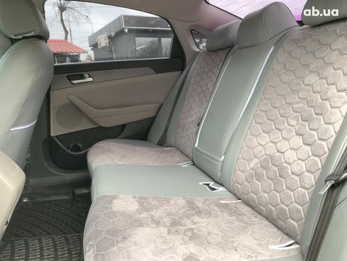 Hyundai Sonata 2015 черный - фото 30
