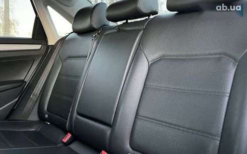 Volkswagen Passat 2014 - фото 21