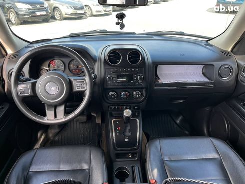 Jeep Patriot 2014 белый - фото 33