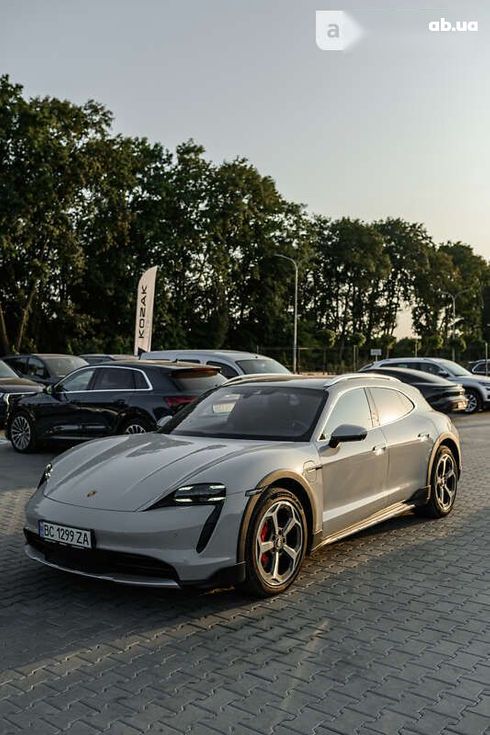 Porsche Taycan 2022 - фото 14