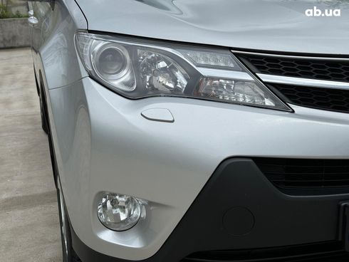 Toyota RAV4 2013 серый - фото 10