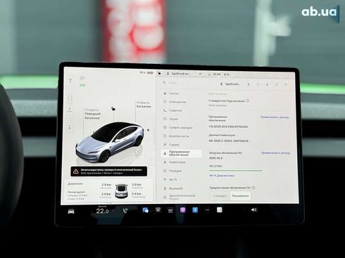 Tesla Model 3 2025 - фото 22