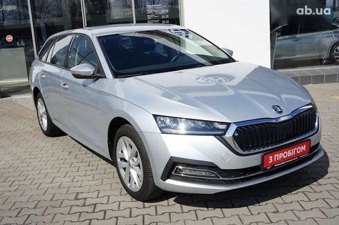 Skoda Octavia 2020 - фото 2
